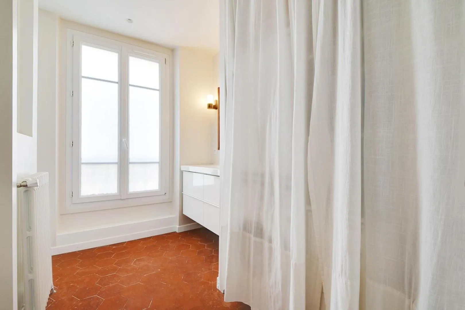 Guestready - Parisian Elegance In The 19Th Arr. Apartment  Paris